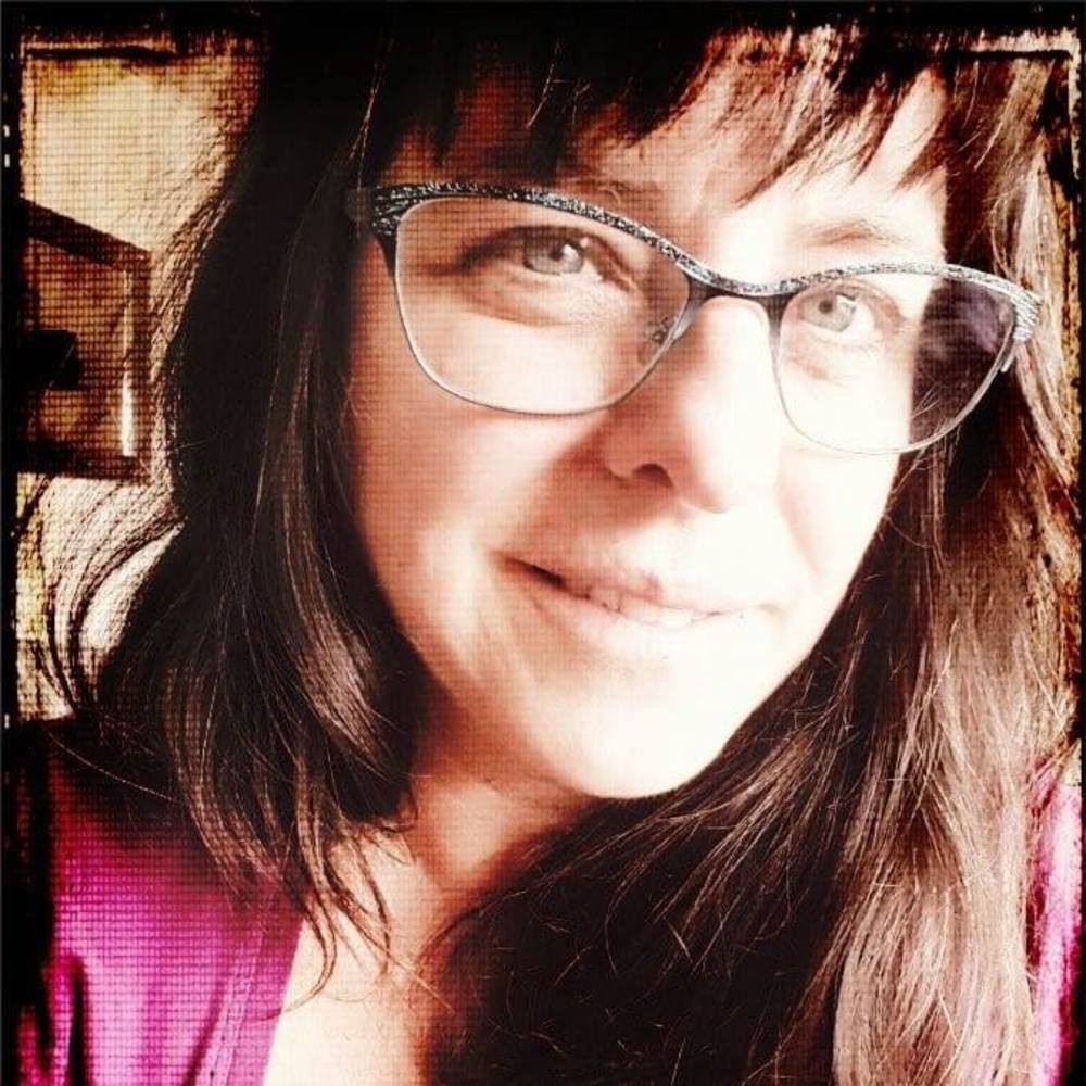 Meet your Posher, Caroline